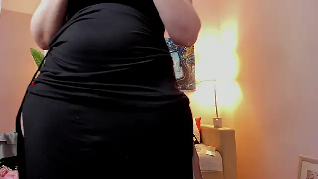 BattyMoll online show from March 20, 2025, 6:31 pm