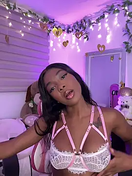 Vane Rossee online show from February 6, 2026, 11:30 pm