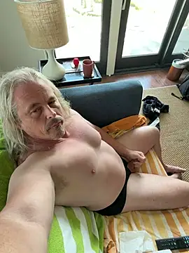 zeus337 online show from July 16, 2026, 9:21 pm
