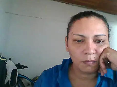 HallyGirlHot online show from March 19, 2026, 3:05 pm