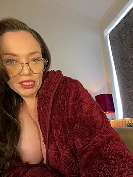 FemDom RubyKnightXXO online show from May 20, 2026, 2:45 pm