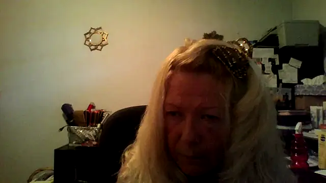 XTRAHORNYONE online show from October 13, 2025, 4:07 pm