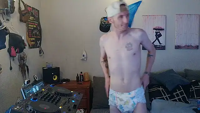pyrowuff online show from July 17, 2026, 11:53 pm