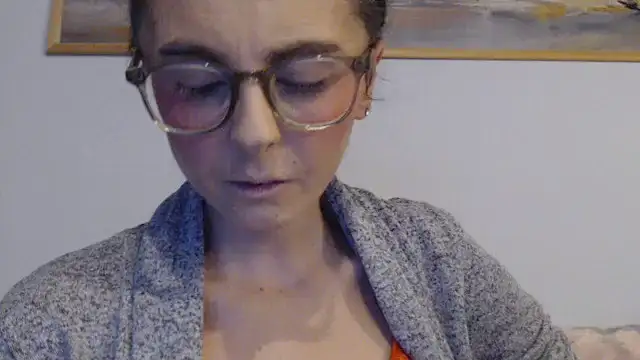 cleophee online show from December 19, 2025, 6:53 am