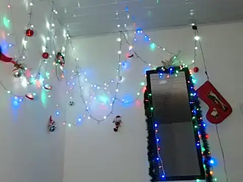 Snapshot of MARIANAWEED chatting on January 10, 2025, 9:20 pm MARIANAWEED online show from January 10, 2025, 9:20 pm