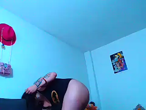 MARIANAWEED online show from December 18, 2025, 4:46 pm