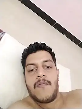 Snapshot of dzboy1994 chatting on December 2, 2025, 3:40 pm dzboy1994 online show from December 2, 2025, 3:40 pm