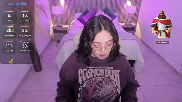 emmy walker online show from October 11, 2025, 11:09 am