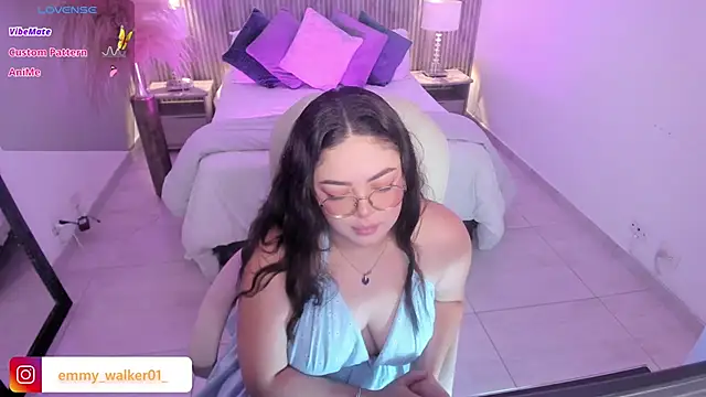 emmy walker online show from November 10, 2025, 11:09 am