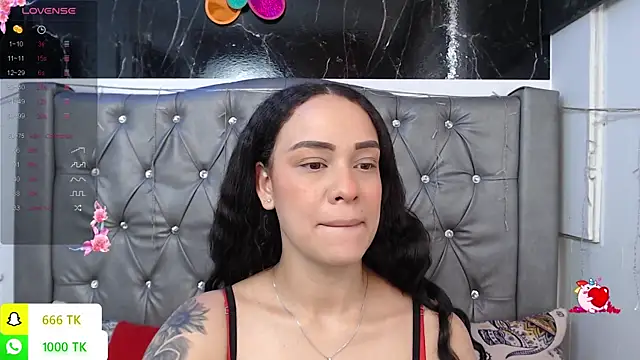 Snapshot of LAILAGUMMY chatting on May 29, 2026, 4:27 pm LAILAGUMMY online show from May 29, 2026, 4:27 pm