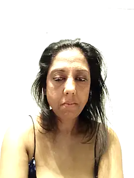 Snapshot of Mahi4luv chatting on September 16, 2025, 12:33 am Mahi4luv online show from September 16, 2025, 12:33 am