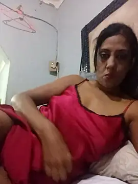 Snapshot of Mahi4luv chatting on June 25, 2026, 10:03 pm Mahi4luv online show from June 25, 2026, 10:03 pm