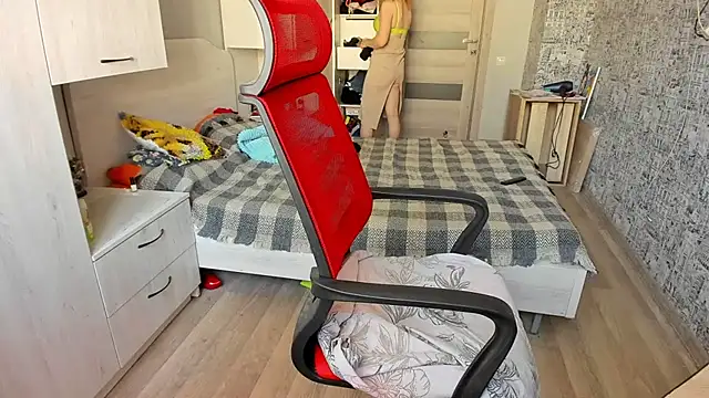 Snapshot of DUSSY_PUSSY chatting on November 3, 2025, 6:14 am DUSSY PUSSY online show from November 3, 2025, 6:14 am