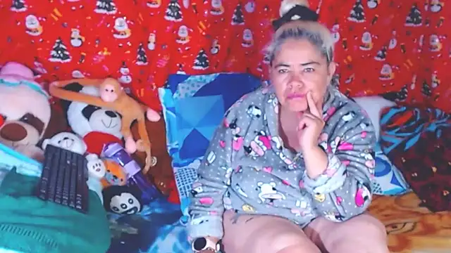 estrellita fugaz16x online show from January 9, 2026, 6:16 am