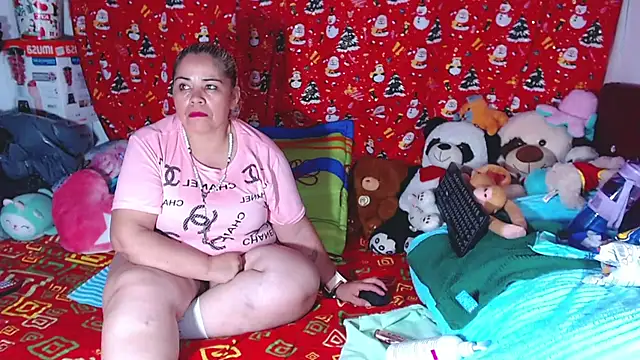 estrellita fugaz16x online show from May 14, 2026, 3:46 am