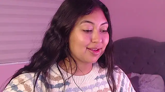 Snapshot of Pocahontas_power chatting on December 16, 2024, 10:24 pm Pocahontas power online show from December 16, 2024, 10:24 pm