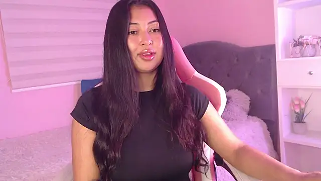 Snapshot of Pocahontas_power chatting on December 19, 2024, 5:08 pm Pocahontas power online show from December 19, 2024, 5:08 pm