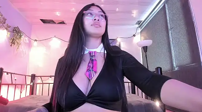 Snapshot of Pocahontas_power chatting on March 4, 2025, 8:38 pm Pocahontas power online show from March 4, 2025, 8:38 pm