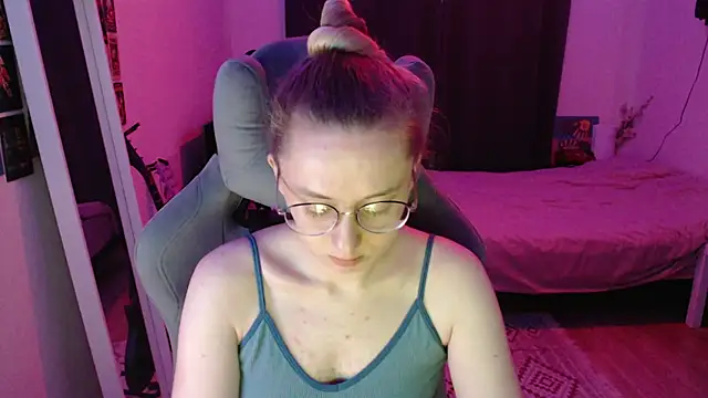 AnabelFrel online show from June 25, 2026, 12:10 am