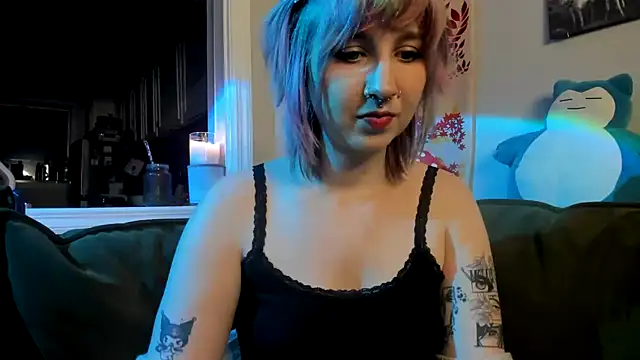 Snapshot of LedaBun chatting on February 27, 2026, 5:18 am LedaBun online show from February 27, 2026, 5:18 am