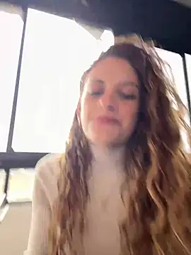 Snapshot of alana15 chatting on February 9, 2025, 6:37 pm alana15 online show from February 9, 2025, 6:37 pm