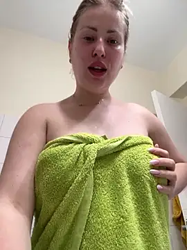 Snapshot of AlisaWhite chatting on March 23, 2026, 8:40 am AlisaWhite online show from March 23, 2026, 8:40 am