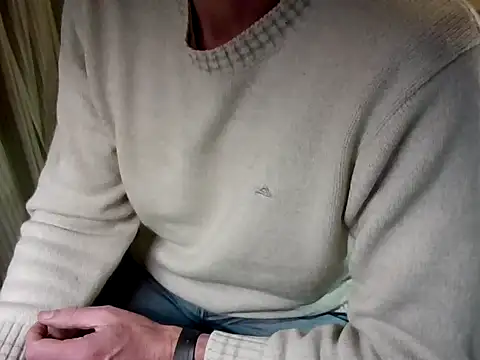 Snapshot of mariohurt101 chatting on September 29, 2025, 9:41 pm mariohurt101 online show from September 29, 2025, 9:41 pm