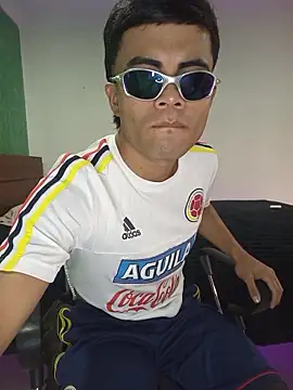 pinedasex777 online show from November 17, 2025, 10:10 am