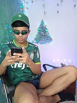 pinedasex777 online show from December 19, 2025, 12:45 pm