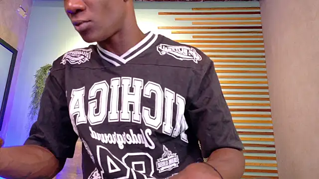 Snapshot of martin_killer chatting on July 19, 2026, 1:15 pm martin killer online show from July 19, 2026, 1:15 pm
