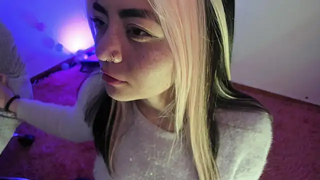 Sammysammy  online show from December 22, 2024, 10:49 am