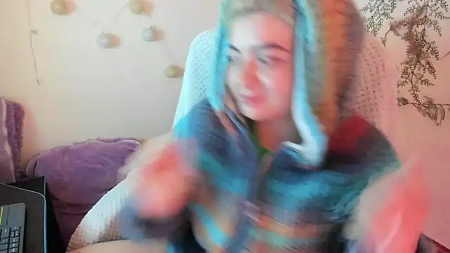 Sammysammy  online show from March 13, 2025, 7:20 am