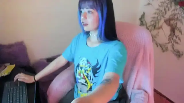 Sammysammy  online show from October 19, 2025, 9:21 am