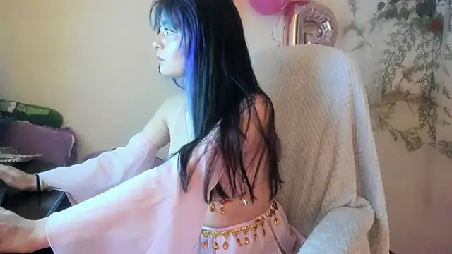 Sammysammy  online show from December 1, 2025, 8:41 am