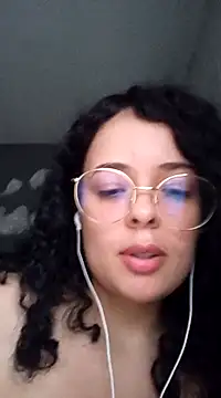 NinaSweet2 online show from March 12, 2025, 9:13 pm