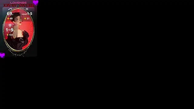 Snapshot of GraceElizabeth_ chatting on November 4, 2025, 8:30 pm GraceElizabeth online show from November 4, 2025, 8:30 pm