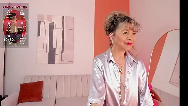 Snapshot of GraceElizabeth_ chatting on July 6, 2026, 8:55 pm GraceElizabeth online show from July 6, 2026, 8:55 pm