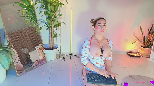 erotik lady online show from March 20, 2026, 3:00 am