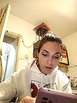 Snapshot of JoLeNe27 chatting on November 11, 2025, 5:57 pm JoLeNe27 online show from November 11, 2025, 5:57 pm