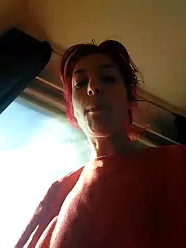 JoLeNe27 online show from May 5, 2026, 4:31 am