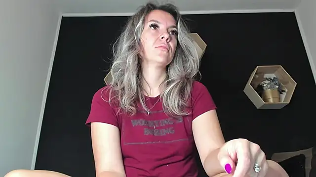 Alesys69 online show from September 27, 2025, 10:04 pm