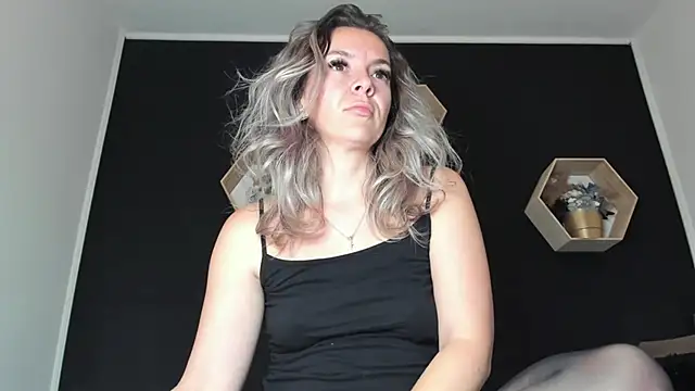 Alesys69 online show from September 30, 2025, 9:53 pm