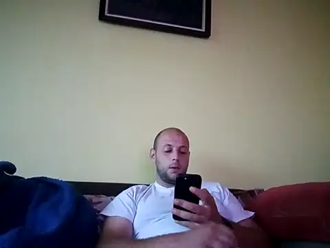 Snapshot of Flakka95 chatting on October 7, 2025, 5:15 am Flakka95 online show from October 7, 2025, 5:15 am