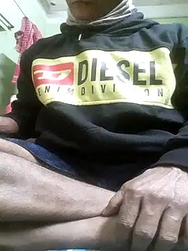 xxxsexy27 online show from February 1, 2026, 7:01 pm