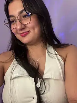 yessi rose online show from October 22, 2025, 3:51 am