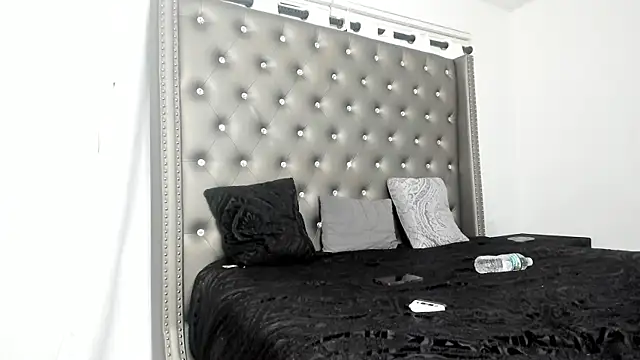 Snapshot of SashaMalone chatting on January 9, 2025, 3:15 am SashaMalone online show from January 9, 2025, 3:15 am