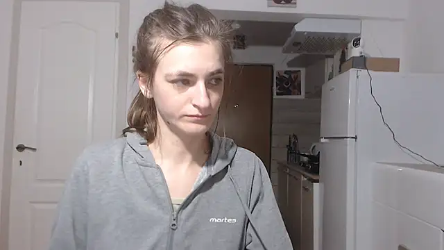 Snapshot of simyhvn chatting on February 5, 2025, 5:09 pm simyhvn online show from February 5, 2025, 5:09 pm