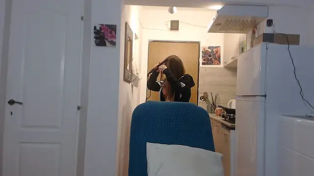 Snapshot of simyhvn chatting on February 20, 2025, 5:12 am simyhvn online show from February 20, 2025, 5:12 am