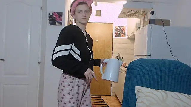 Snapshot of simyhvn chatting on March 1, 2025, 5:09 am simyhvn online show from March 1, 2025, 5:09 am