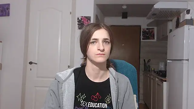 Snapshot of simyhvn chatting on March 3, 2025, 4:56 pm simyhvn online show from March 3, 2025, 4:56 pm